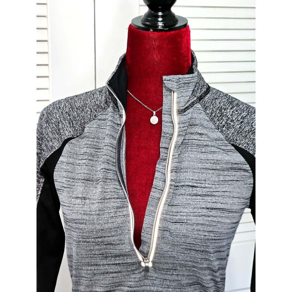 Athleta Women's Grey Running Wild 1/4 Zip Pullover Sweatshirt Top Size XS 1929 - Picture 6 of 11